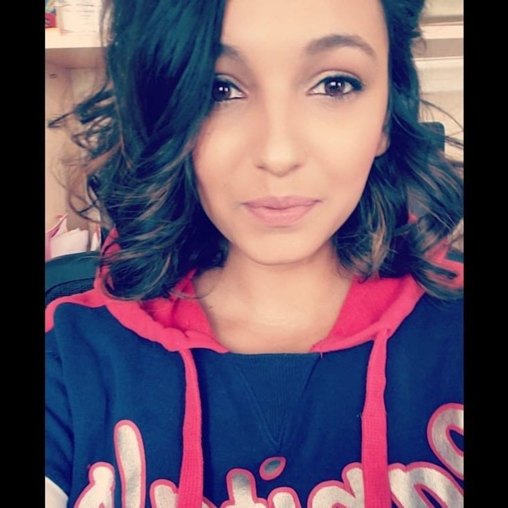 Meet your Posher, Dunya